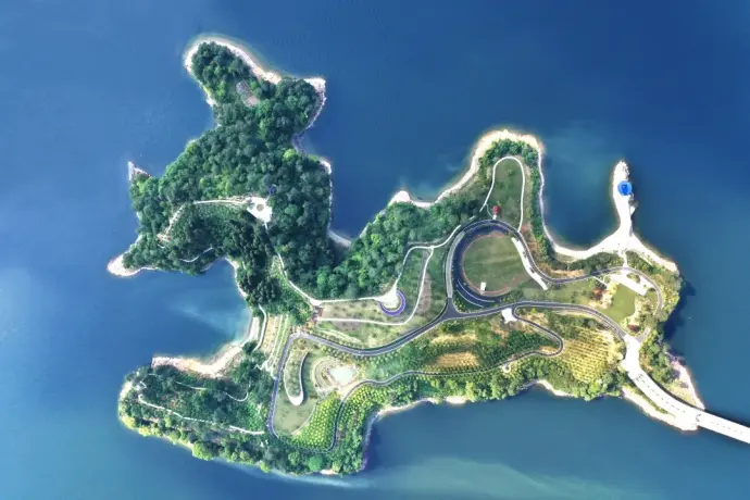 鹿形岛屿