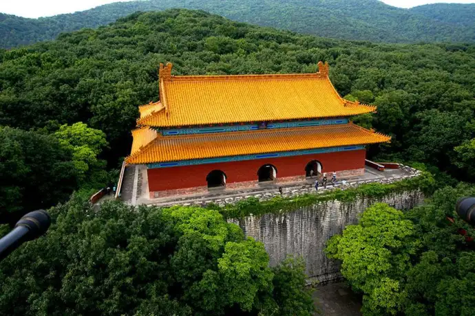 方城明楼