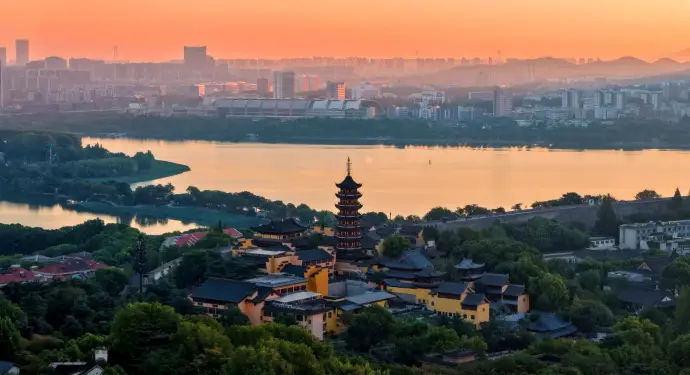 鸡鸣寺全景