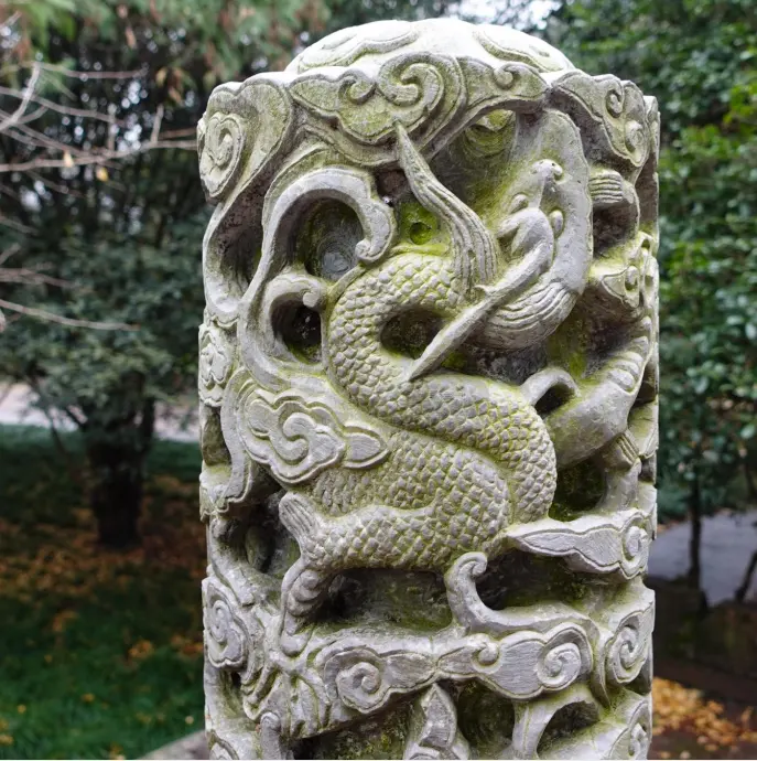 享殿石柱