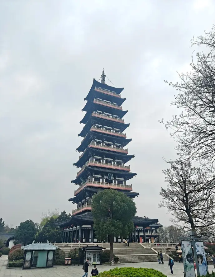 大明寺栖灵塔