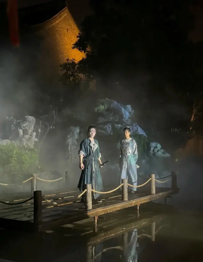 沈坤状元府惊鸿照影