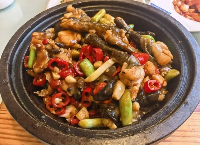 石鸡