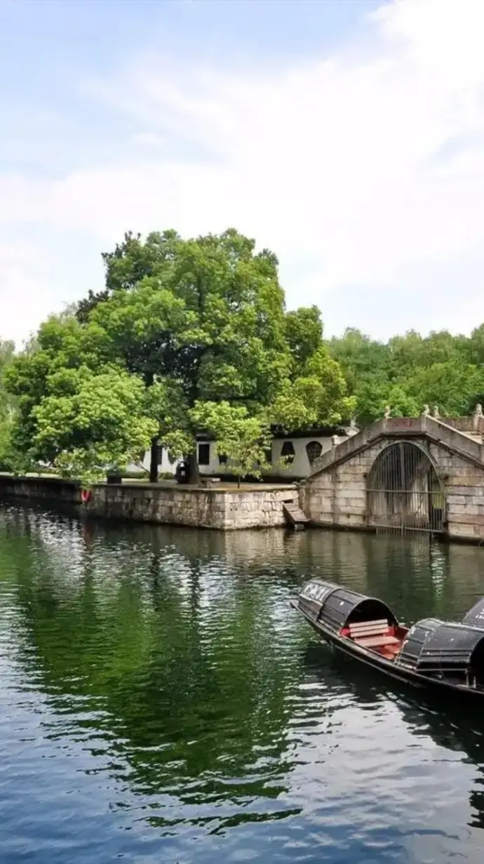绍兴东湖