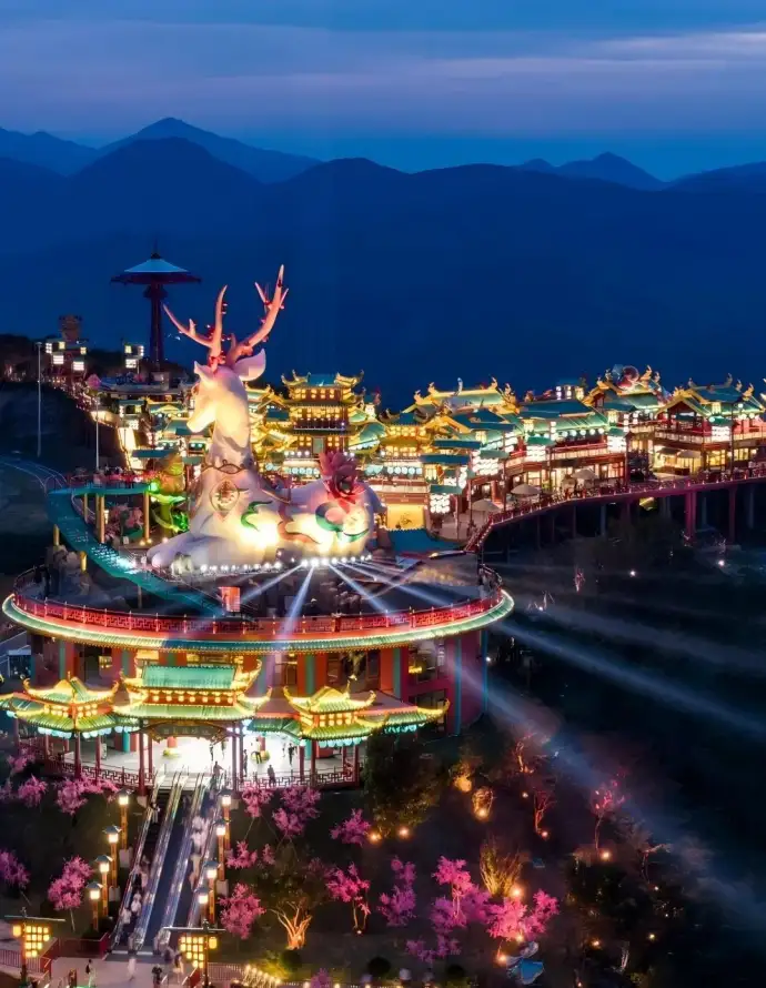 云上草原夜间