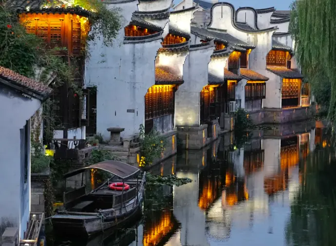 月河