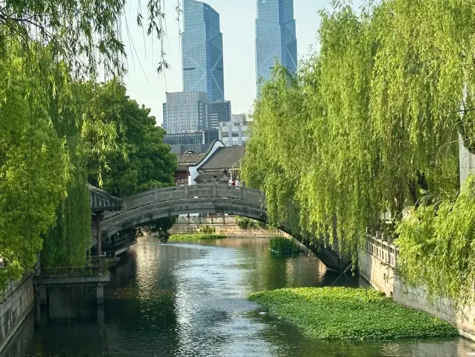 月河