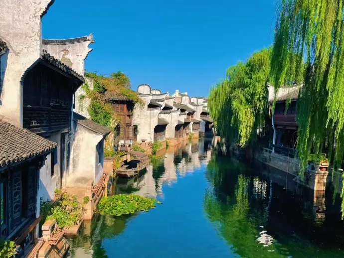 月河古街