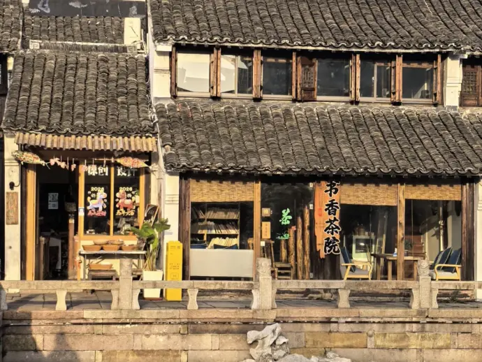 月河古街