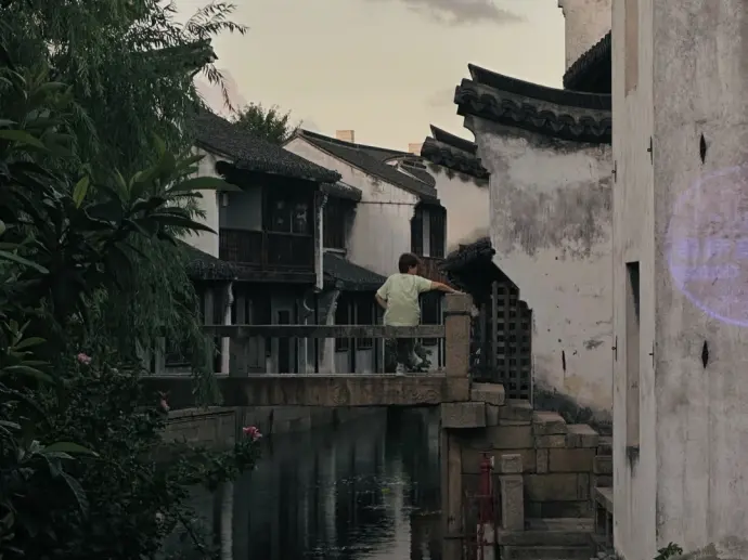月河