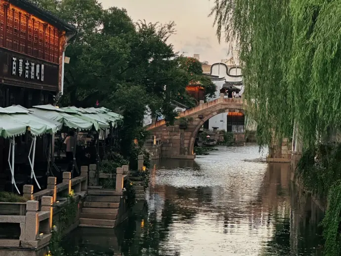 月河