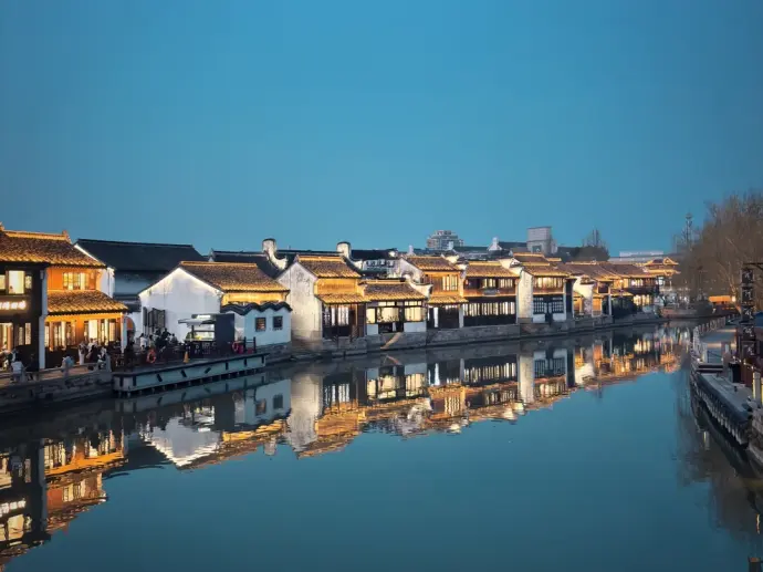 月河