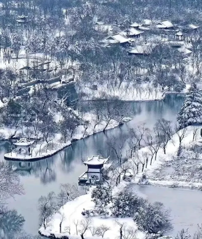 江苏