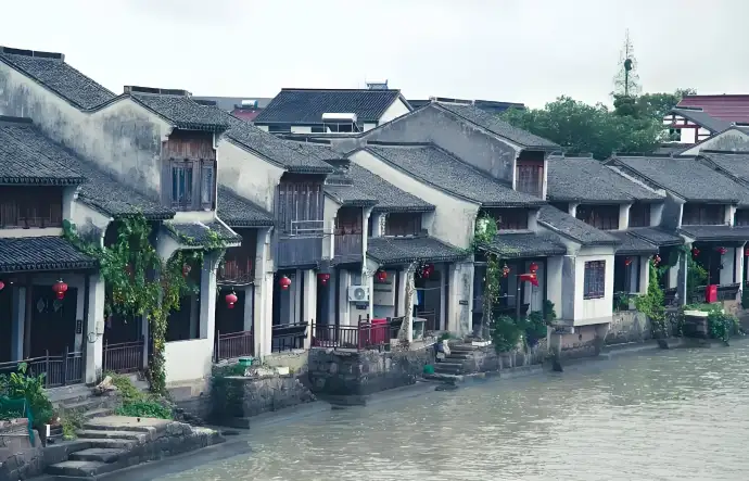 荻港古村