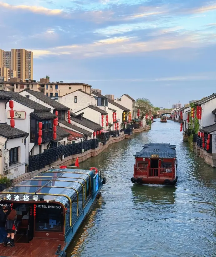 白天的古运河