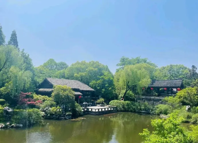 沈园池塘