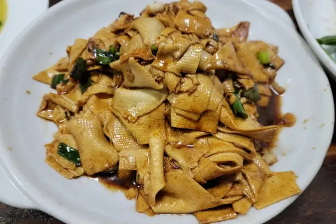 凰仪桥饭店炒千张