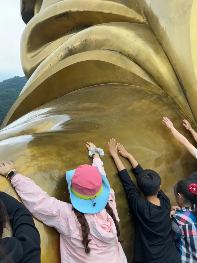摸佛叫