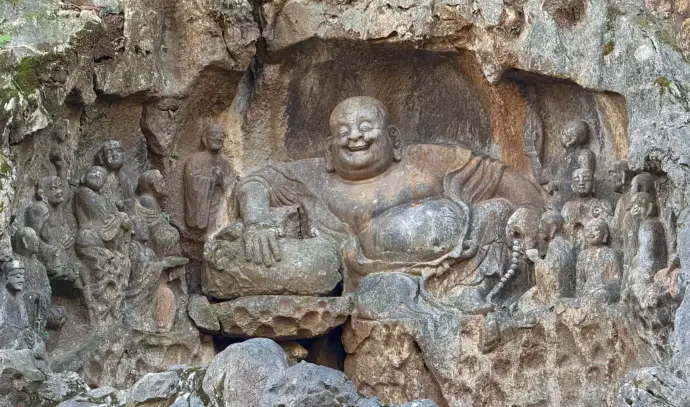 飞来峰弥勒佛