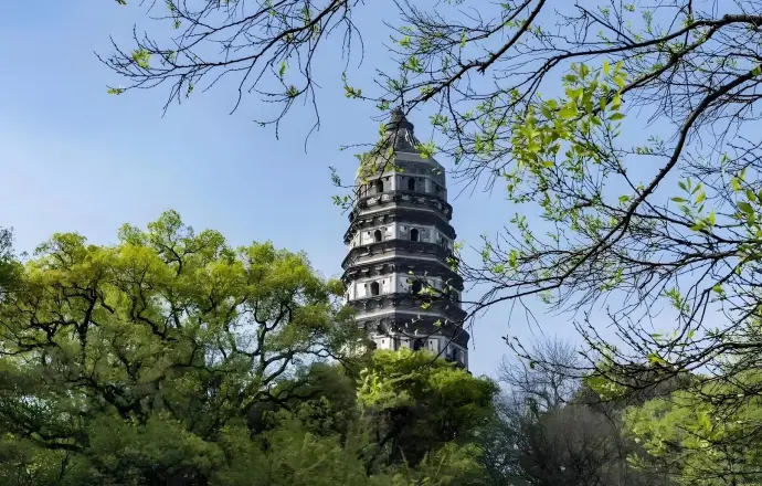虎丘塔